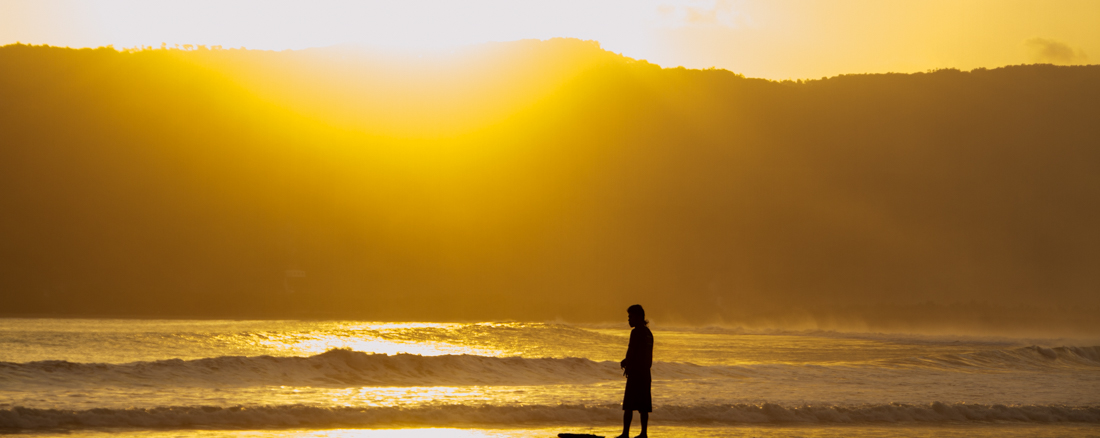 the-sidewalk-secrets-travel-blog-surf-surfing-sunset--9